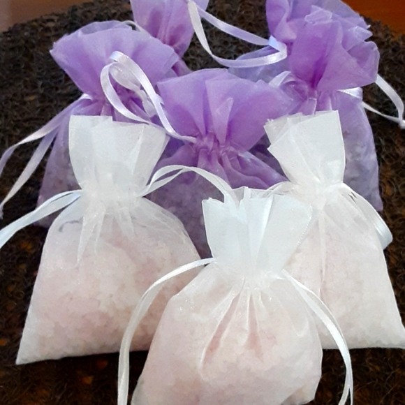 Bath Salts lot - Picture 1 of 1